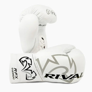 Guantoni Rival RFX Guerrero Pro Fight bianco-Combat Arena