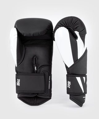 Boxing gloves Venum Challenger 4.0